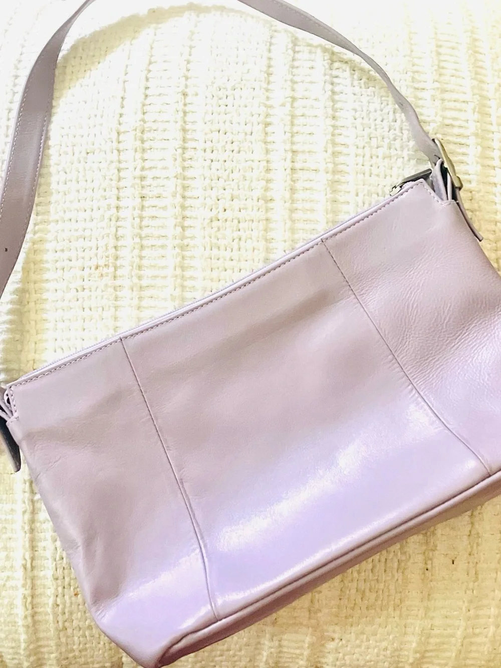VINTAG Y2K Genuine Leather Piel hobo bag Lavender NwT